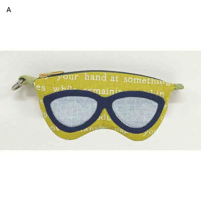 Yoko Saito lunettes kit étui lunettes appliqué 17 cm