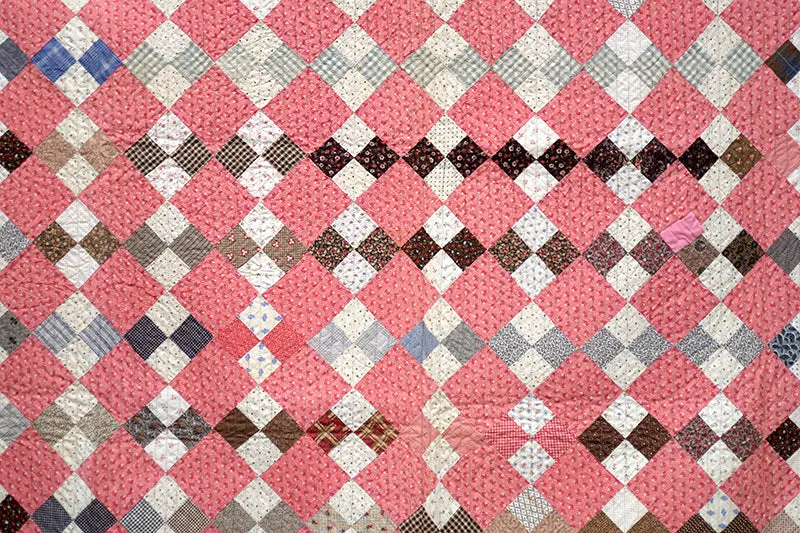 French General Four Patch quilt ancien rose 67x80 pouces