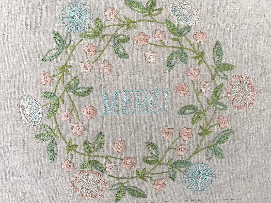 French General Bonheur de Jour sampler broderie lin rouge 4 motifs