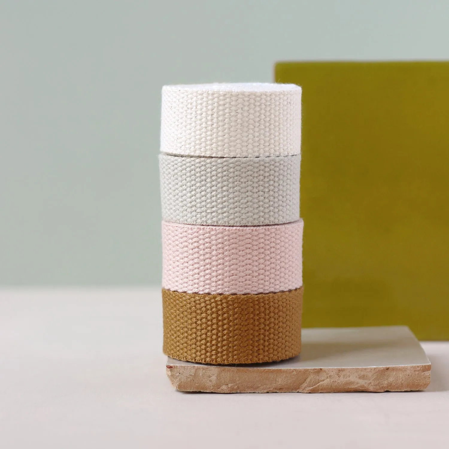 La Maison Naïve sangle rose 25 mm au mètre coton souple