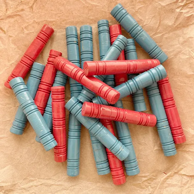 French General porte-aiguilles bois vintage rouge bleu 9cm