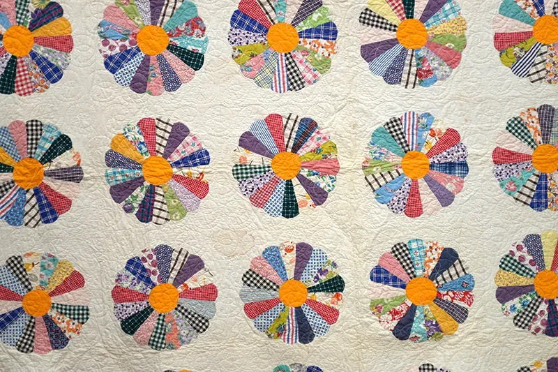 French General Dresden Plate quilt ancien 193x229 bordure rose