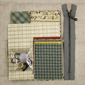 Yoko Saito Caterpillar Pouch kit trousse chenille facile