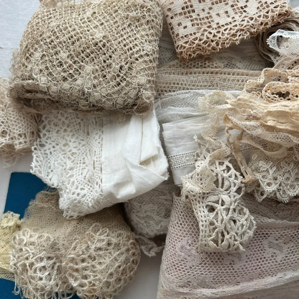 French General dentelle ancienne lot 4 yards mélangé France