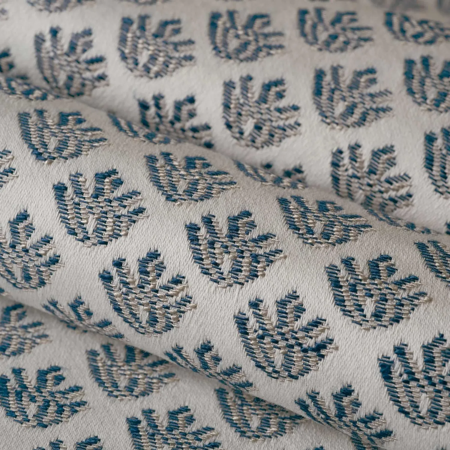 French General Capucine Indigo tissu ameublement au mètre