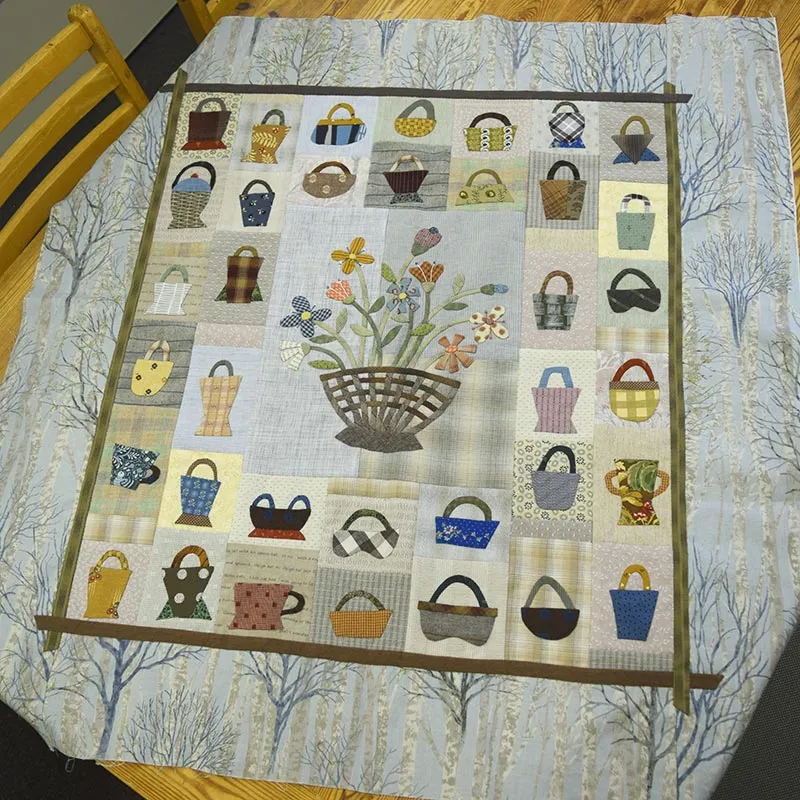 Yoko Saito Free Basket Tapestry patron quilt 95x88 cm