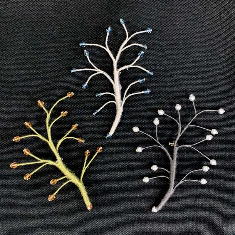 Yoko Saito Set 3 broches perlées kit couture A B C