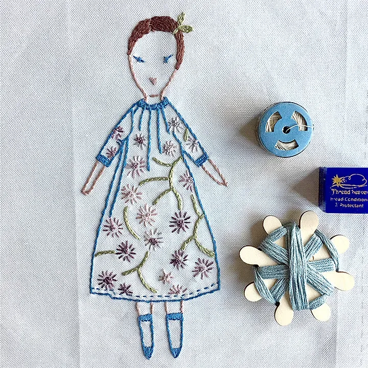 French General Petite Vivienne kit broderie Jess Brown