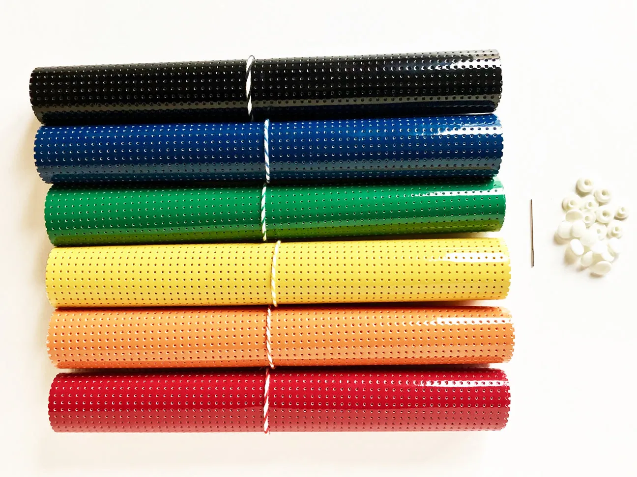 La Croix et La Manière étuis colorés kit couture 6 vinyles